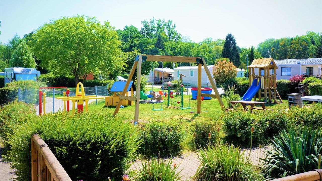 Camping Paris Beau Village Villiers-sur-Orge Eksteriør bilde