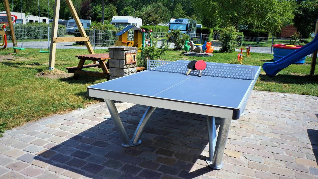 Camping Paris Beau Village Villiers-sur-Orge Eksteriør bilde